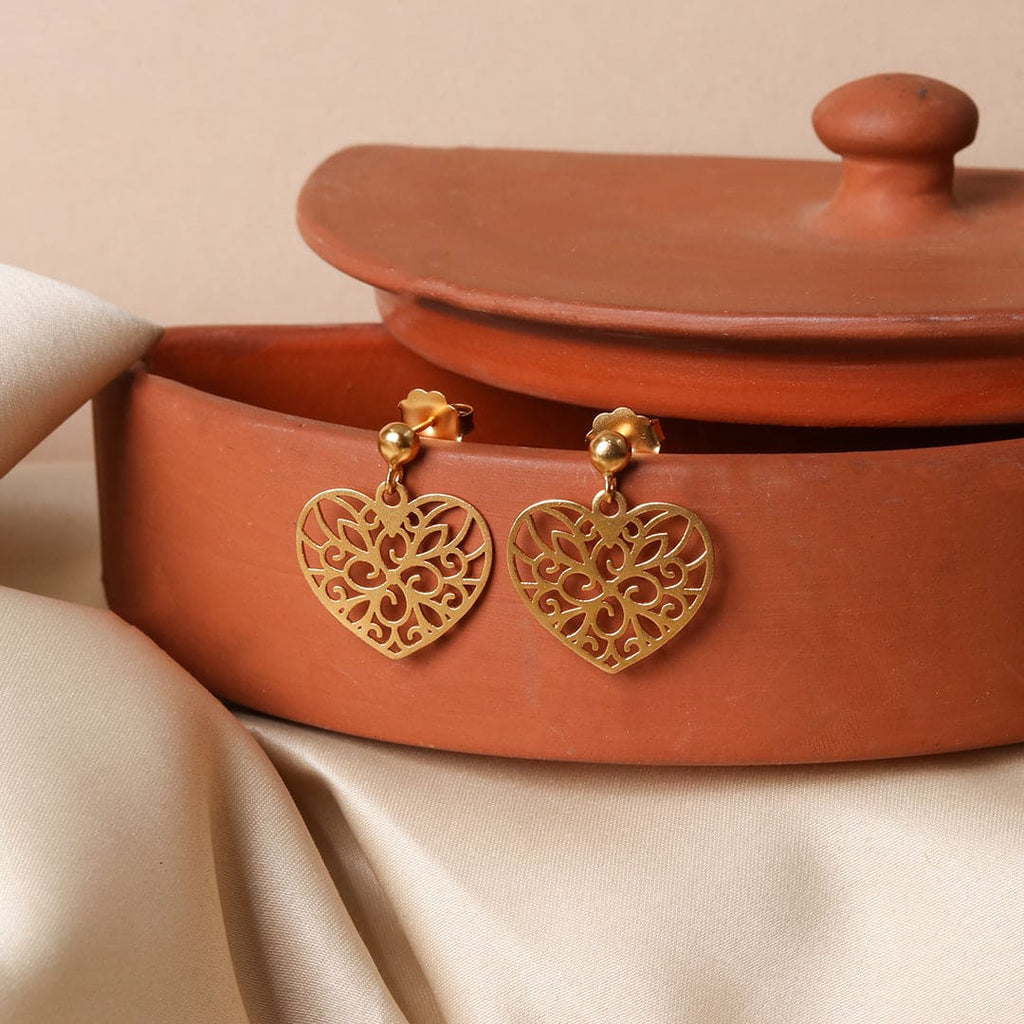 EARRING