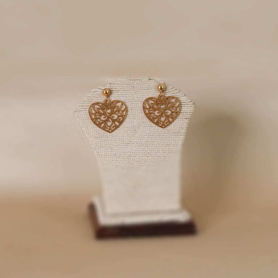 EARRING